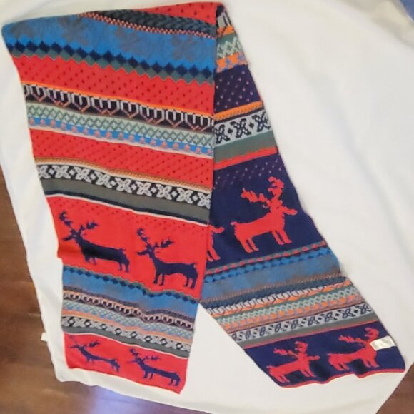 Reversible Reindeer Fair Isle Knit Winter Oversized Knit Scarf - Picture 2 of 8